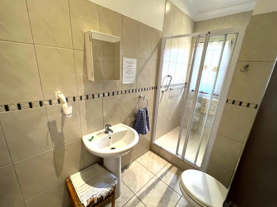 2 Bedroom Property for Sale in Harkerville A H Western Cape